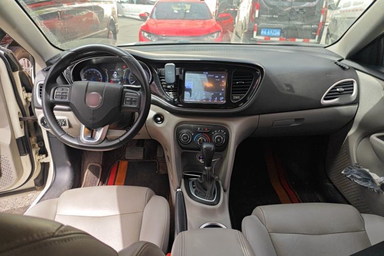 Used Fiat Ottimo 2014 1.4T Automatic Comfort Edition Center Console