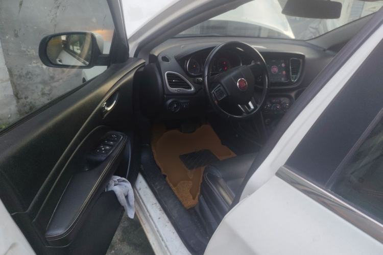 Used Fiat Ottimo 2014 1.4T Automatic Comfort Edition Driver Seat