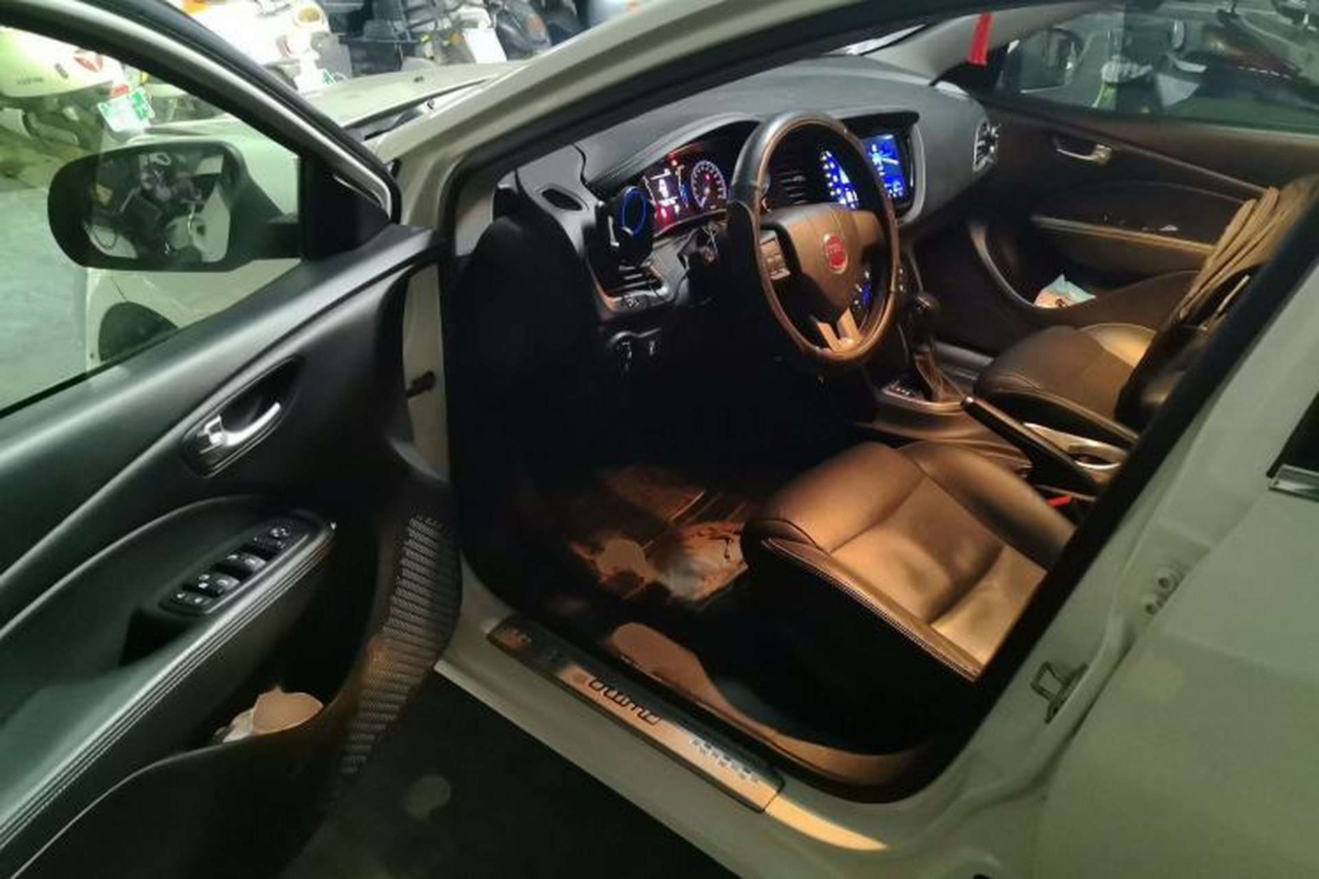 Used Fiat Ottimo 2014 1.4T Automatic Comfort Edition Driver Seat