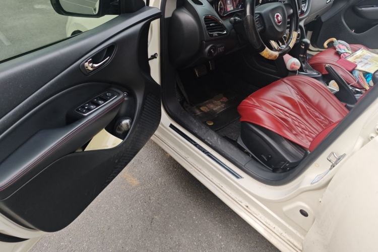 Used Fiat Ottimo 2014 1.4T Automatic Sport Edition Driver Seat
