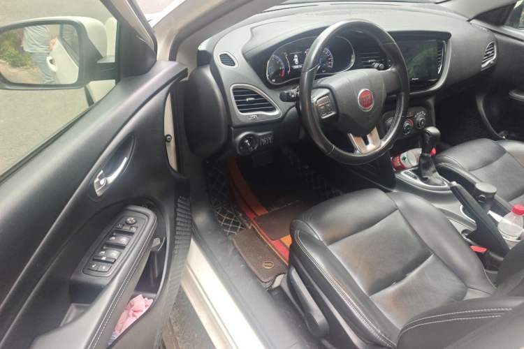 Used Fiat Ottimo 2014 1.4T Automatic Comfort Edition Driver Seat