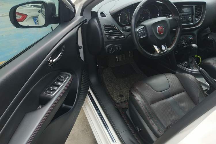 Used Fiat Ottimo 2014 1.4T Automatic Sport Edition Driver Seat