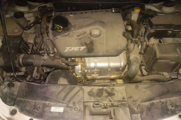 Used Fiat Ottimo 2014 1.4T Automatic Comfort Edition Engine Bay