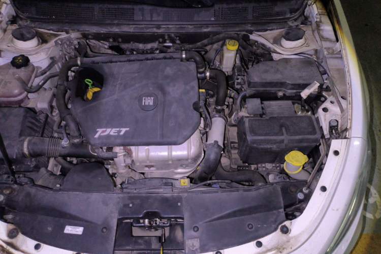Used Fiat Ottimo 2014 1.4T Automatic Sport Edition Engine Bay Left