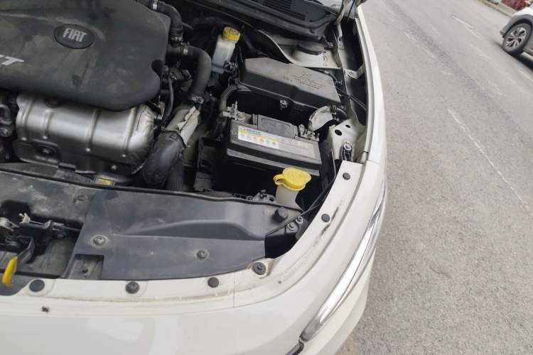 Used Fiat Ottimo 2014 1.4T Automatic Sport Edition Engine Bay Left