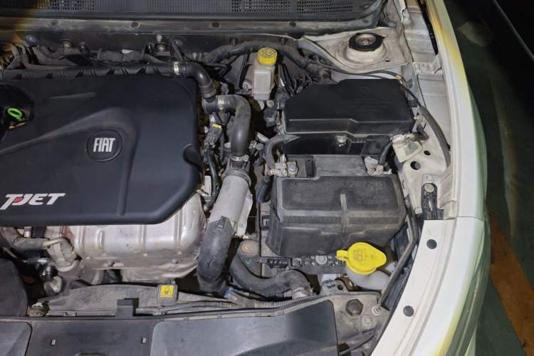 Used Fiat Ottimo 2014 1.4T Automatic Comfort Edition Engine Bay Left