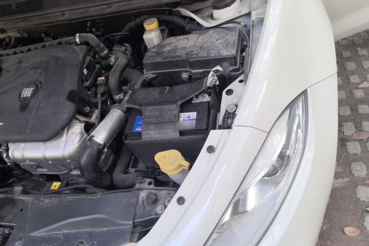 Used Fiat Ottimo 2014 1.4T Automatic Comfort Edition Engine Bay Left