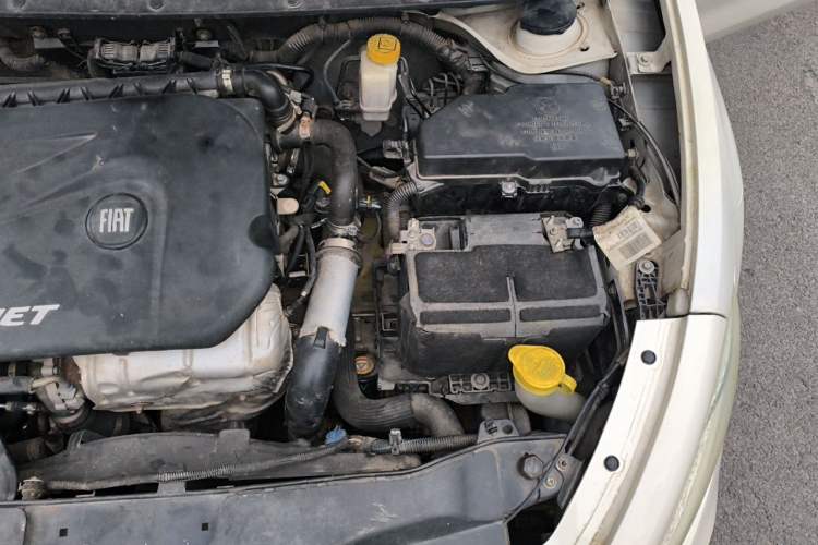 Used Fiat Ottimo 2014 1.4T Automatic Sport Edition Engine Bay Left