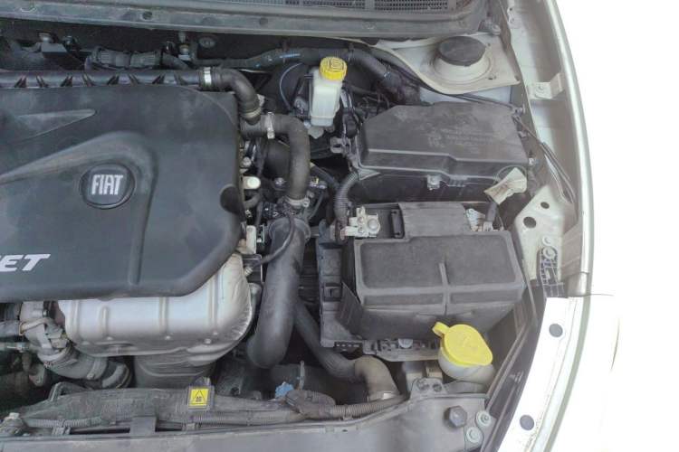 Used Fiat Ottimo 2014 1.4T Manual Comfort Edition Engine Bay Left