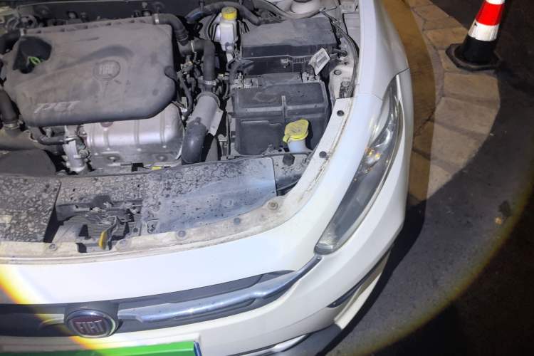Used Fiat Ottimo 2014 1.4T Automatic Comfort Edition Engine Bay Left