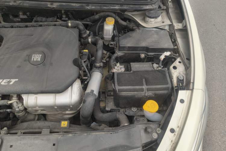Used Fiat Ottimo 2014 1.4T Automatic Sport Edition Engine Bay Left