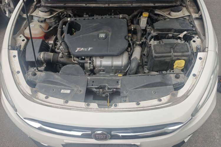 Used Fiat Ottimo 2014 1.4T Automatic Comfort Edition Engine Bay