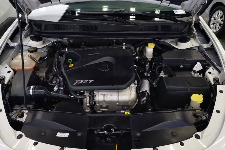 Used Fiat Ottimo 2014 1.4T Automatic Comfort Edition Engine Bay