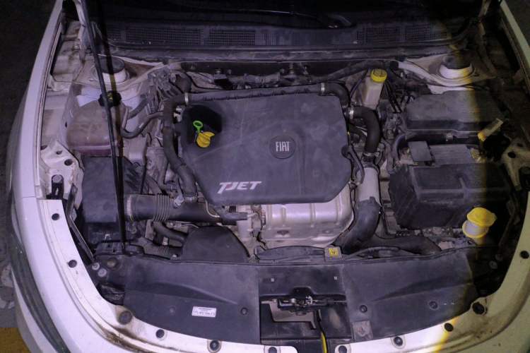 Used Fiat Ottimo 2014 1.4T Automatic Sport Edition Engine Bay Right
