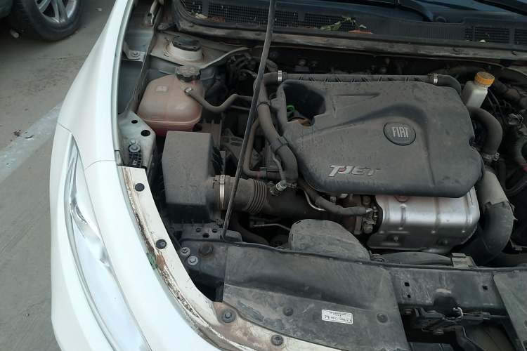 Used Fiat Ottimo 2014 1.4T Automatic Sport Edition Engine Bay Right