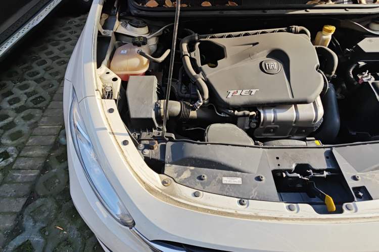 Used Fiat Ottimo 2014 1.4T Manual Fashion Edition Engine Bay Right