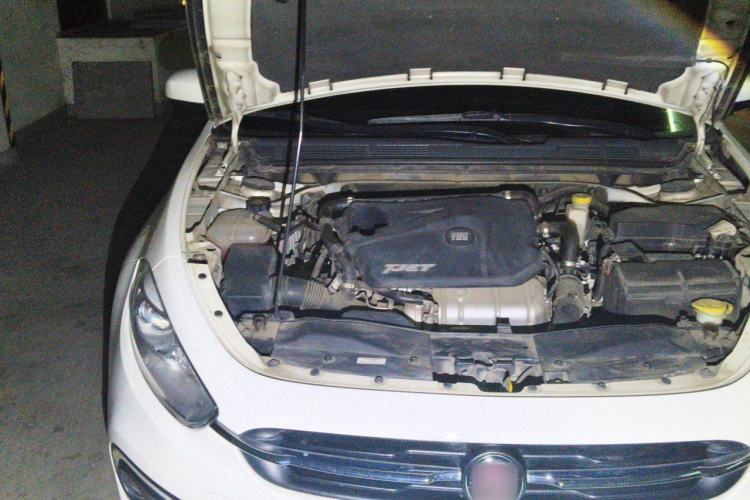 Used Fiat Ottimo 2014 1.4T Automatic Comfort Edition Engine Bay Right