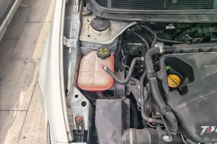Used Fiat Ottimo 2014 1.4T Automatic Comfort Edition Engine Bay Right