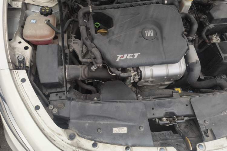 Used Fiat Ottimo 2014 1.4T Automatic Sport Edition Engine Bay Right