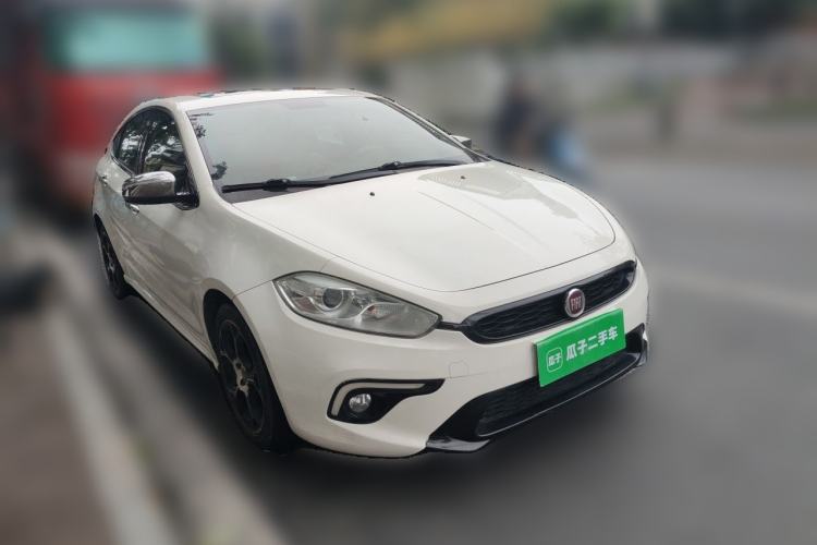 Used Fiat Ottimo 2014 1.4T Automatic Sport Edition Front Right 45 Deg