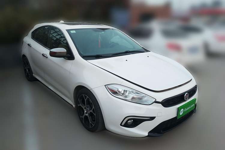 Used Fiat Ottimo 2014 1.4T Automatic Sport Edition Front Right 45 Deg