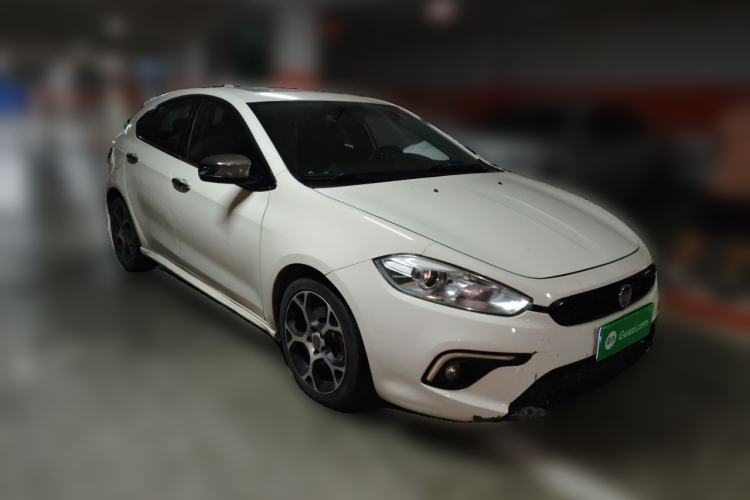 Used Fiat Ottimo 2014 1.4T Automatic Sport Edition Front Right 45 Deg