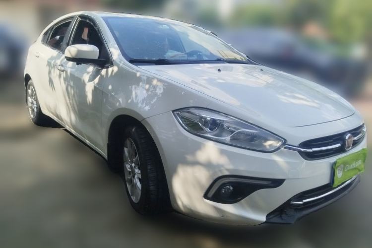 Used Fiat Ottimo 2014 1.4T Automatic Comfort Edition Front Right 45 Deg
