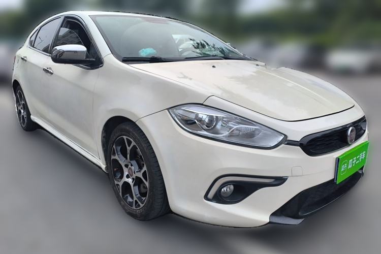 Used Fiat Ottimo 2014 1.4T Automatic Sport Edition Front Right 45 Deg