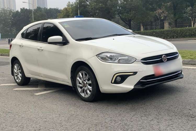 Used Fiat Ottimo 2014 1.4T Automatic Comfort Edition Front Right 45 Deg