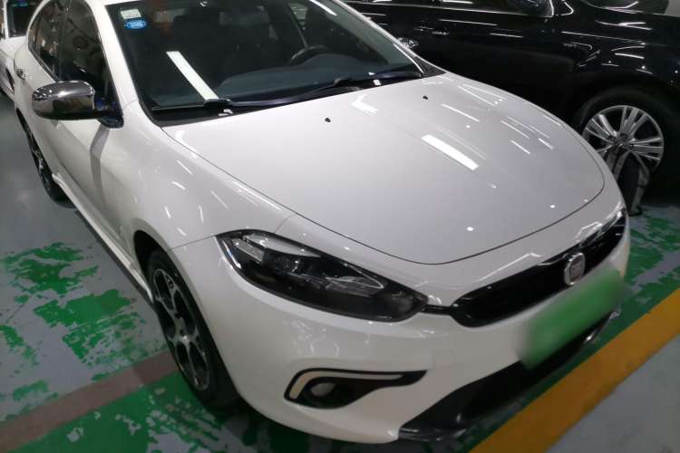Used Fiat Ottimo 2014 1.4T Automatic Sport Edition Front Right 45 Deg