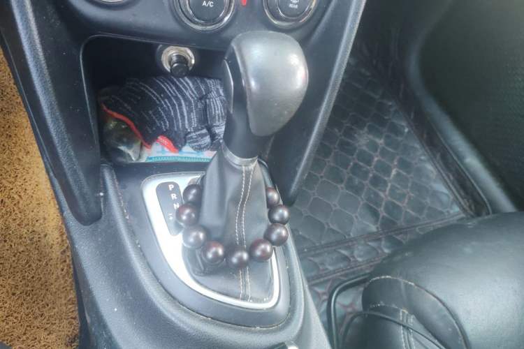Used Fiat Ottimo 2014 1.4T Automatic Comfort Edition Gear Lever