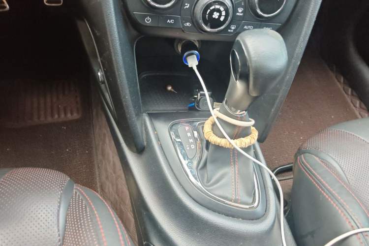 Used Fiat Ottimo 2014 1.4T Automatic Sport Edition Gear Lever