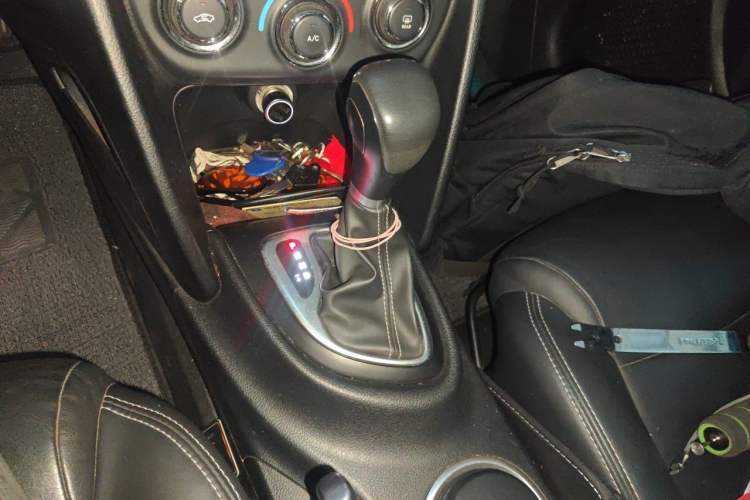 Used Fiat Ottimo 2014 1.4T Automatic Comfort Edition Gear Lever