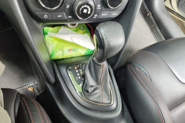 Used Fiat Ottimo 2014 1.4T Automatic Sport Edition Gear Lever