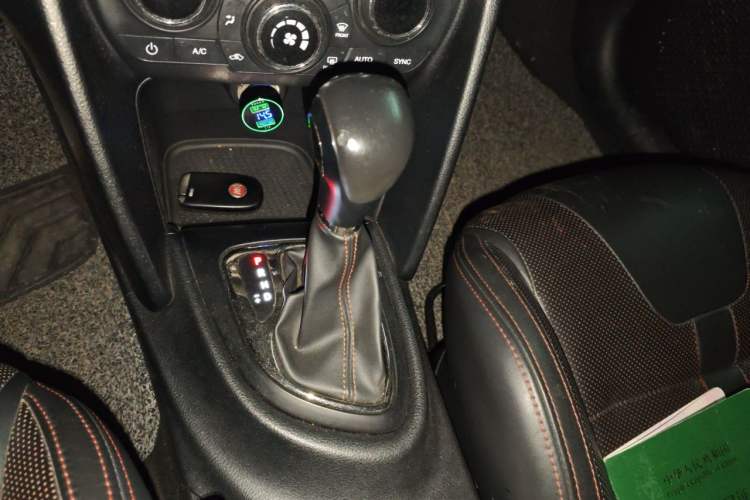 Used Fiat Ottimo 2014 1.4T Automatic Sport Edition Gear Lever