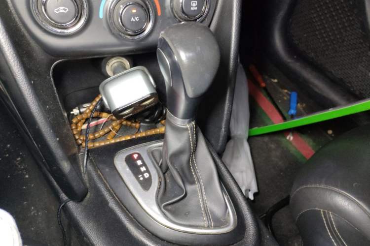 Used Fiat Ottimo 2014 1.4T Automatic Comfort Edition Gear Lever