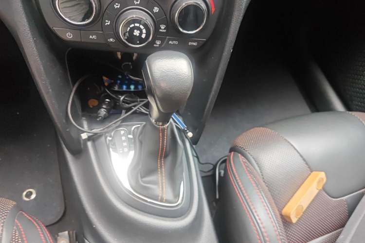 Used Fiat Ottimo 2014 1.4T Automatic Sport Edition Gear Lever