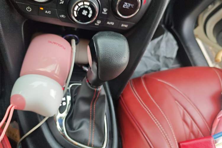 Used Fiat Ottimo 2014 1.4T Automatic Sport Edition Gear Lever