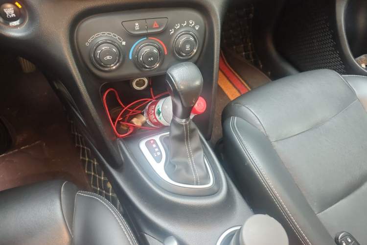 Used Fiat Ottimo 2014 1.4T Automatic Comfort Edition Gear Lever