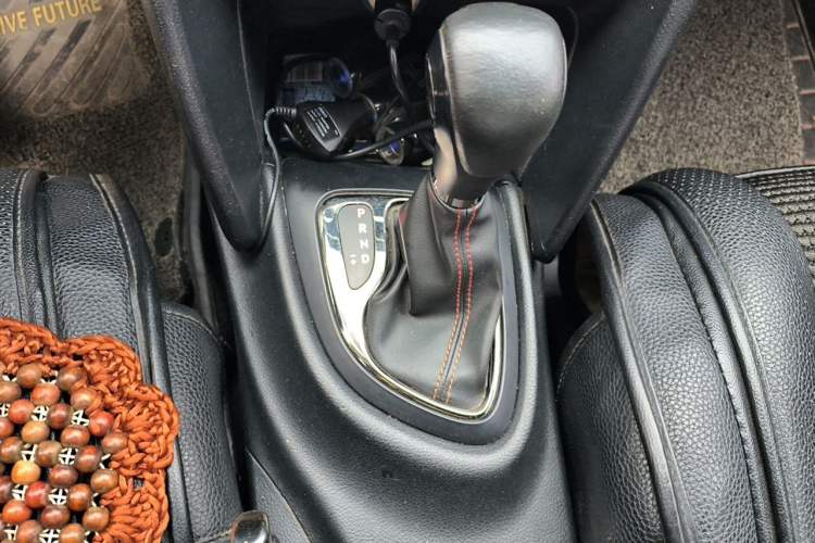 Used Fiat Ottimo 2014 1.4T Automatic Sport Edition Gear Lever
