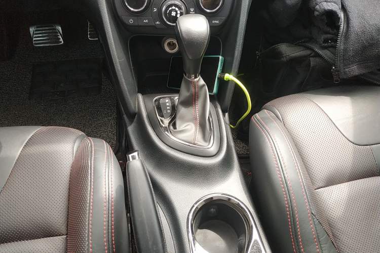 Used Fiat Ottimo 2014 1.4T Automatic Sport Edition Gear Lever
