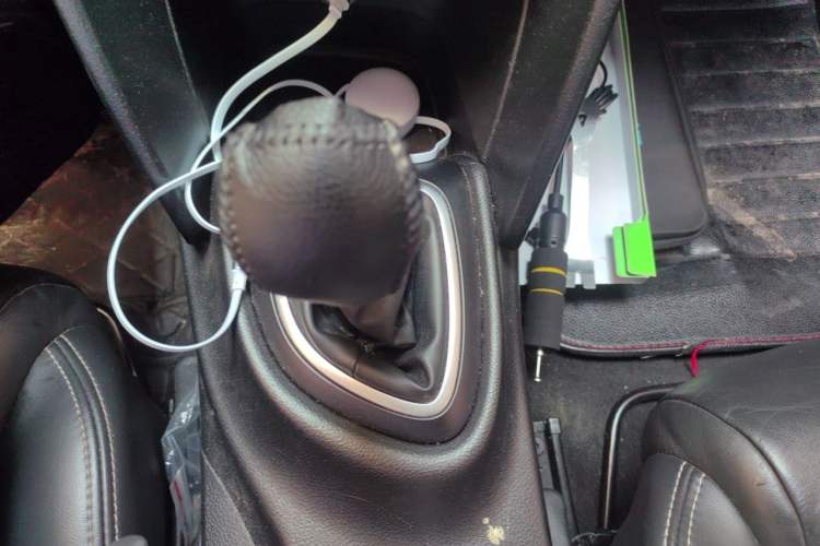 Used Fiat Ottimo 2014 1.4T Manual Comfort Edition Gear Lever