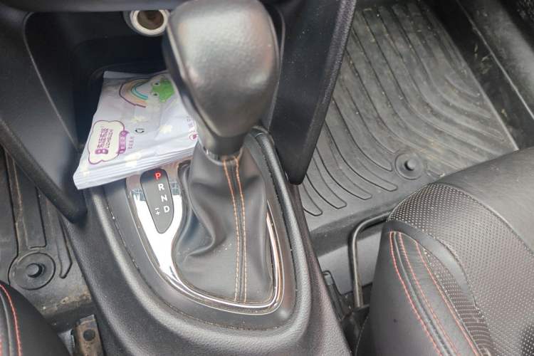 Used Fiat Ottimo 2014 1.4T Automatic Sport Edition Gear Lever