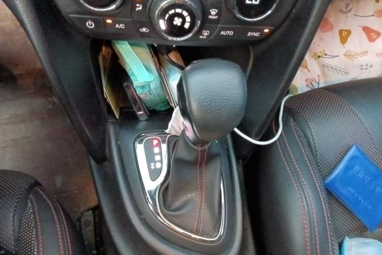 Used Fiat Ottimo 2014 1.4T Automatic Sport Edition Gear Lever
