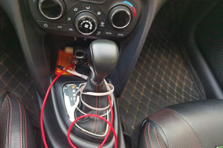 Used Fiat Ottimo 2014 1.4T Automatic Sport Edition Gear Lever