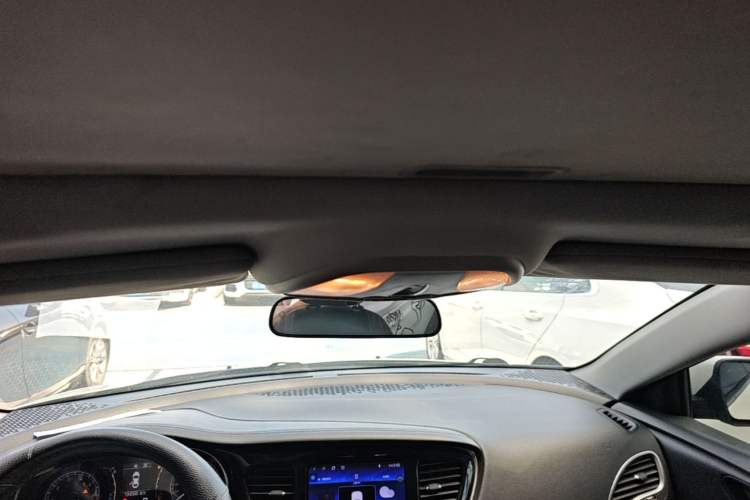 Used Fiat Ottimo 2014 1.4T Automatic Comfort Edition Headliner