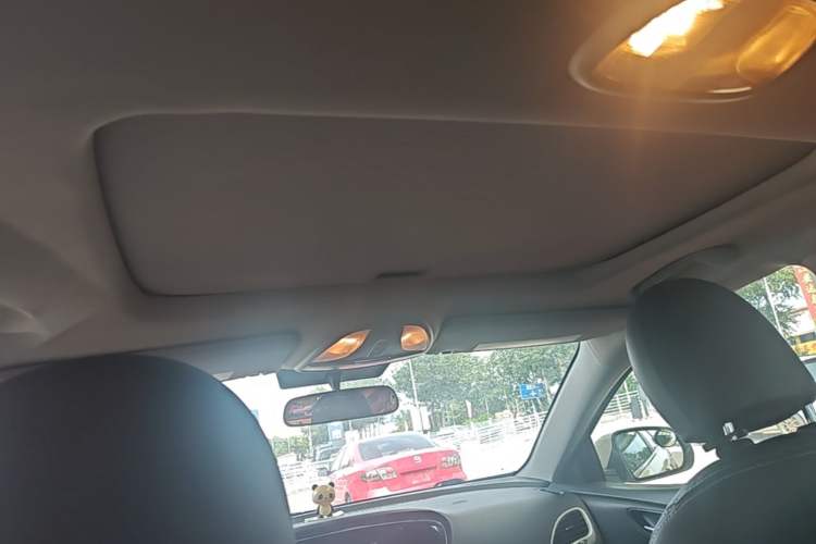 Used Fiat Ottimo 2014 1.4T Automatic Comfort Edition Headliner