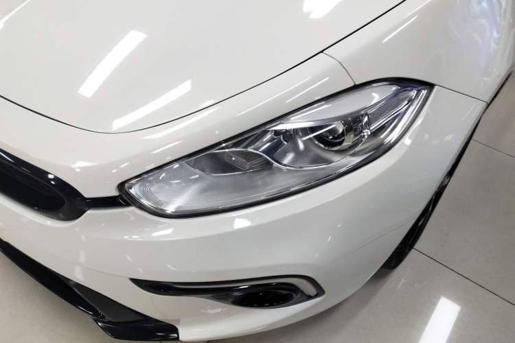 Used Fiat Ottimo 2014 1.4T Automatic Sport Edition Left Front Headlight