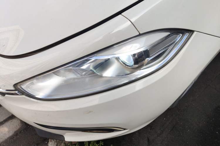 Used Fiat Ottimo 2014 1.4T Automatic Comfort Edition Left Front Headlight