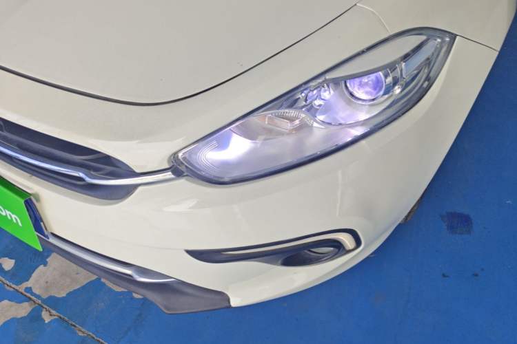 Used Fiat Ottimo 2014 1.4T Automatic Luxury Edition Left Front Headlight